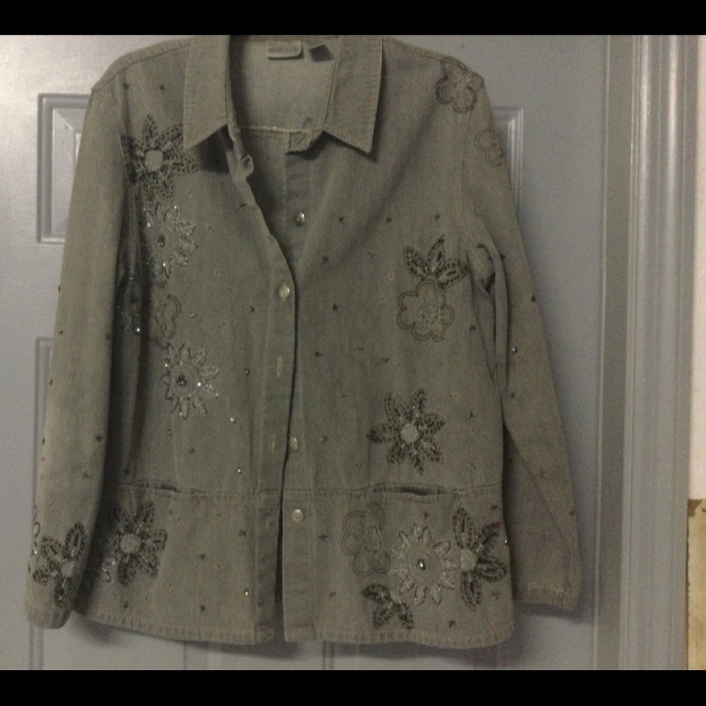 Jacket - Picture 3 of 4